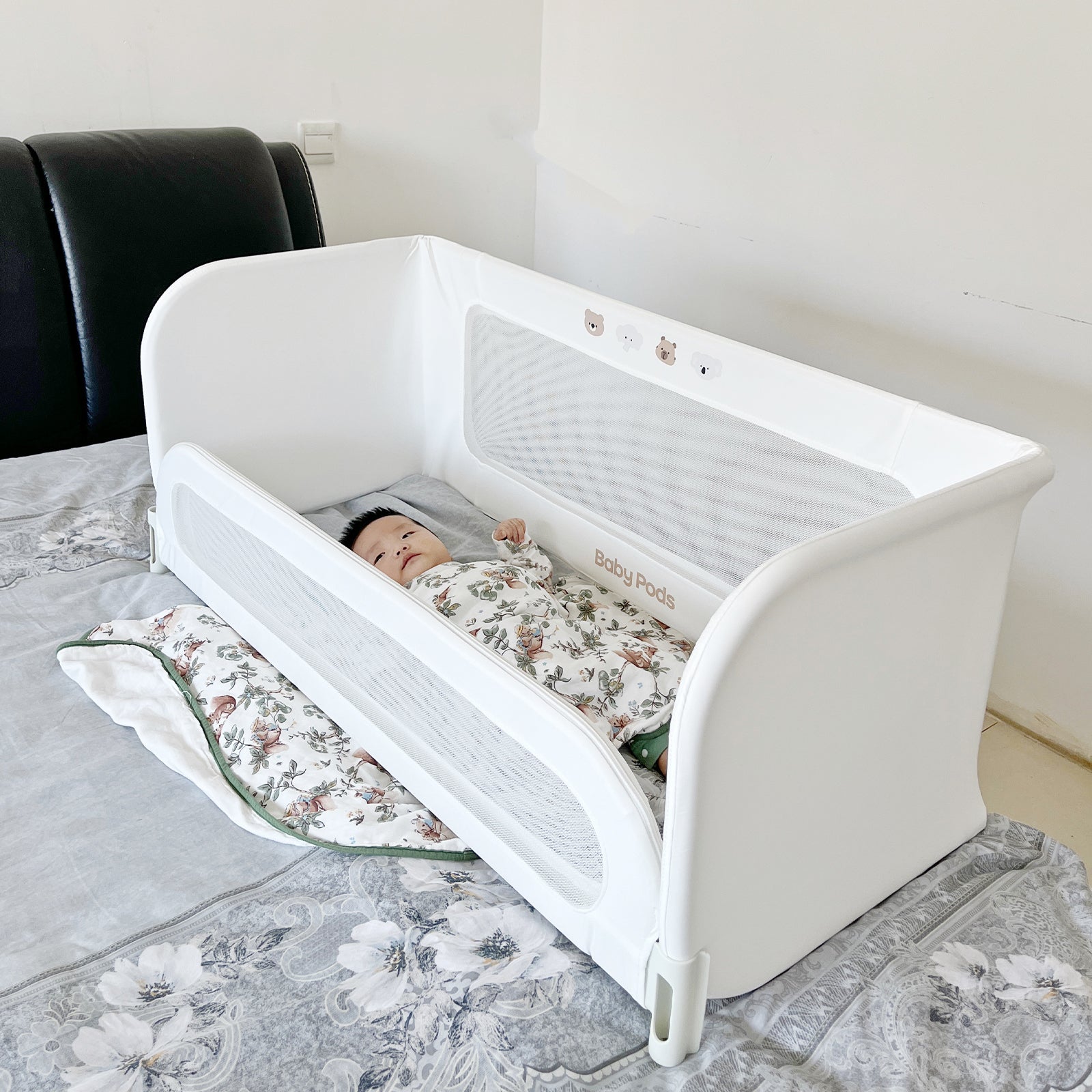 2-in-1 Foldable Baby Bed Side Rails with Mesh Barrier